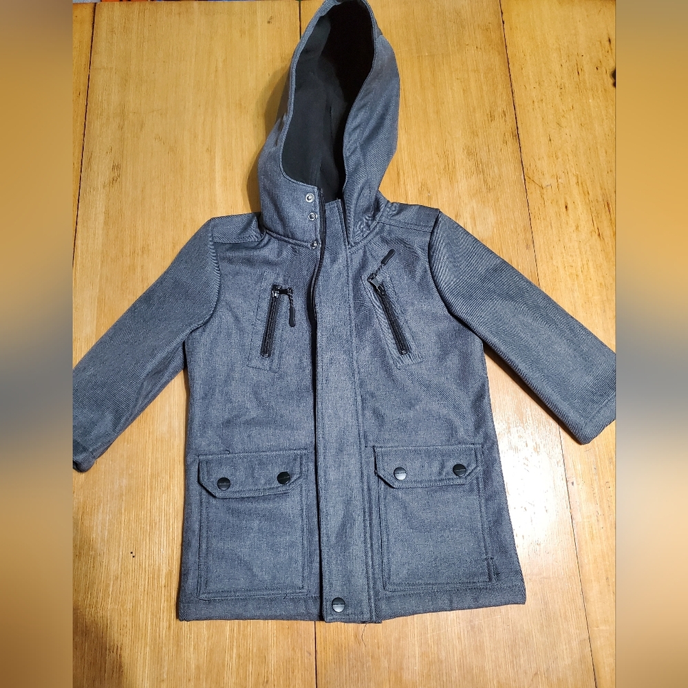 Urban Republic kids wintercoat Size 3T 3/4 Length